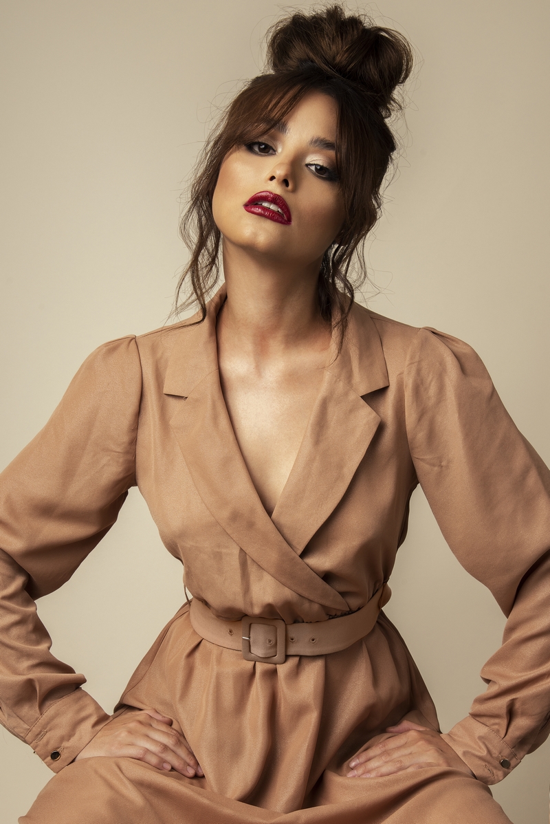 Messy Effortless High Bun Ivan Rodriguez 1