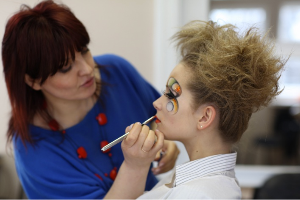 Una Bernatoviča - Imidža skolas-studijas dibinātāja un direktore