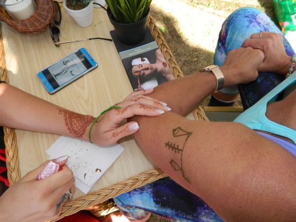 Мехенди. Роспись по телу хной /dabaSpa/.