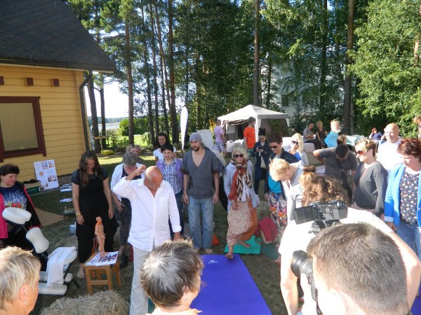 Коррекция позвоночника. Йога терапия. /ТАО центр/