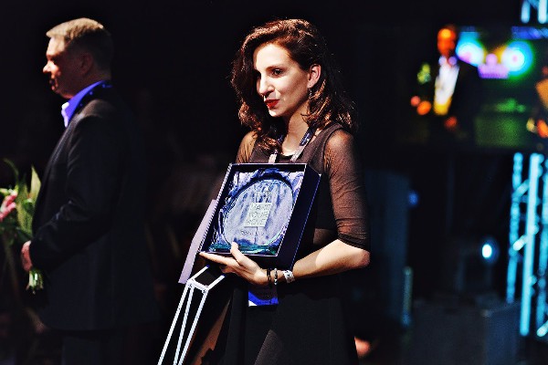 Schwarzkopf Professional apsveic savus labākus klientus